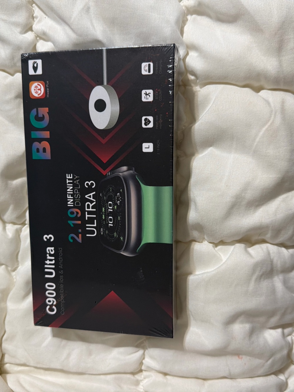 C900 Ultra 3 Smartwatch - Black Case with Green Band Blood Pressure Monitor